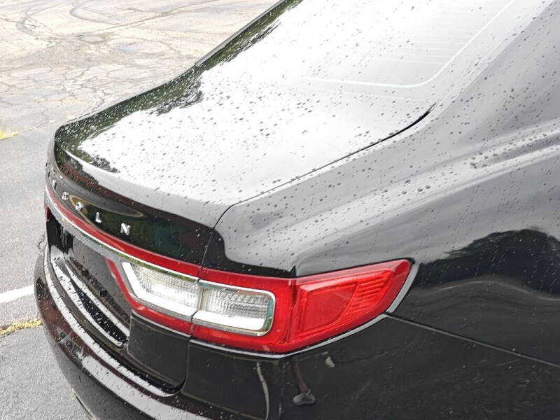 2018 Lincoln Continental Select