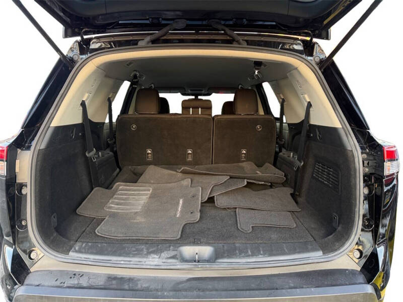 2024 Nissan Pathfinder S