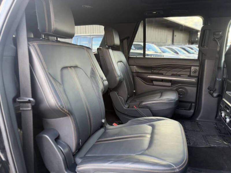2023 Ford Expedition MAX Platinum