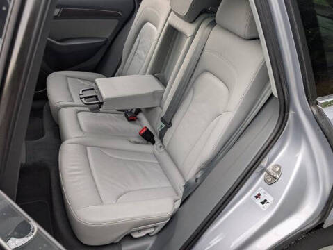 2016 Audi Q5 2.0T quattro Premium Plus