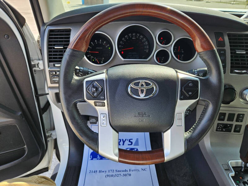 2017 Toyota Sequoia Platinum
