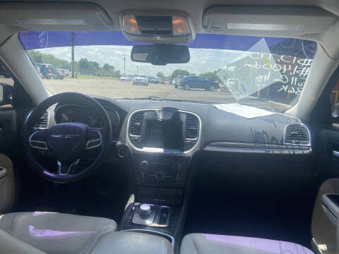 2019 Chrysler 300 Touring