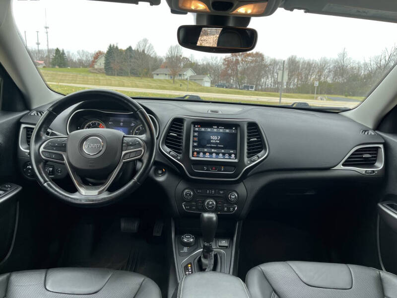 2021 Jeep Cherokee Latitude Lux