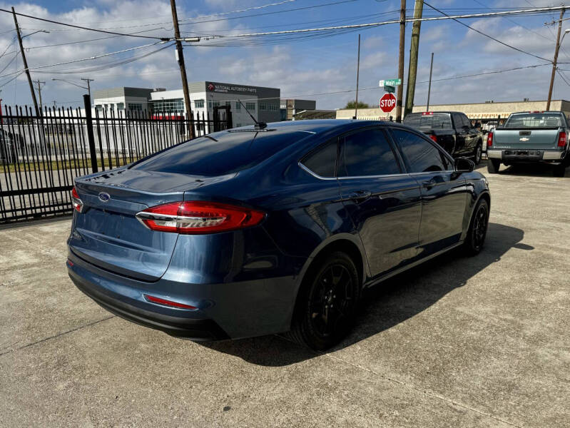 2019 Ford Fusion S