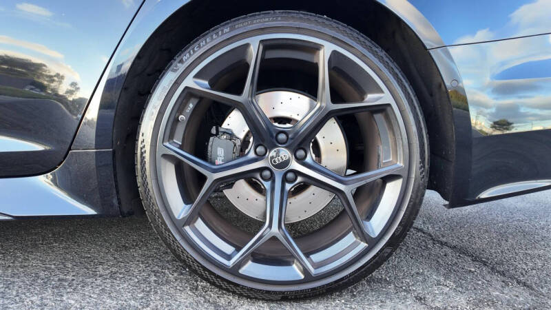 2024 Audi RS 6 Avant 4.0T quattro Avant performance