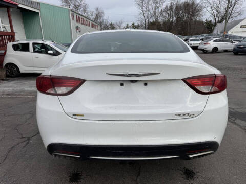 2015 Chrysler 200 C