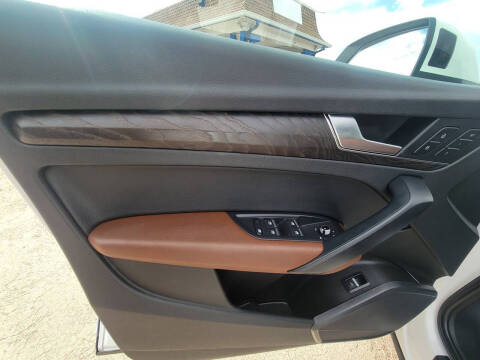 2018 Audi Q5 2.0T quattro Premium Plus