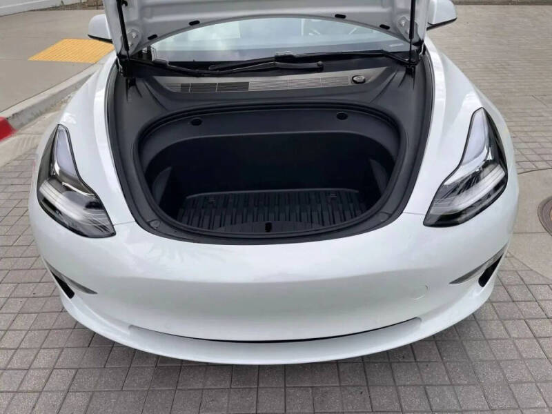 2021 Tesla Model 3 Standard Range Plus