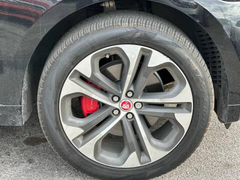 2017 Jaguar F-PACE S