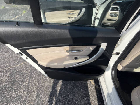 2018 BMW 3 Series 320i