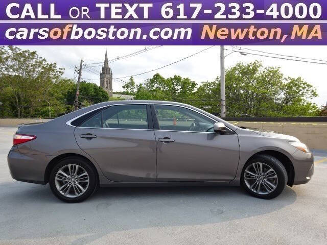 2017 Toyota Camry SE