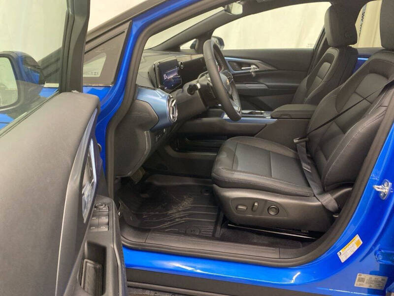 2026 Chevrolet Equinox EV LT 2