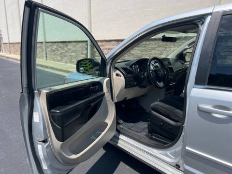 2012 Dodge Grand Caravan Crew