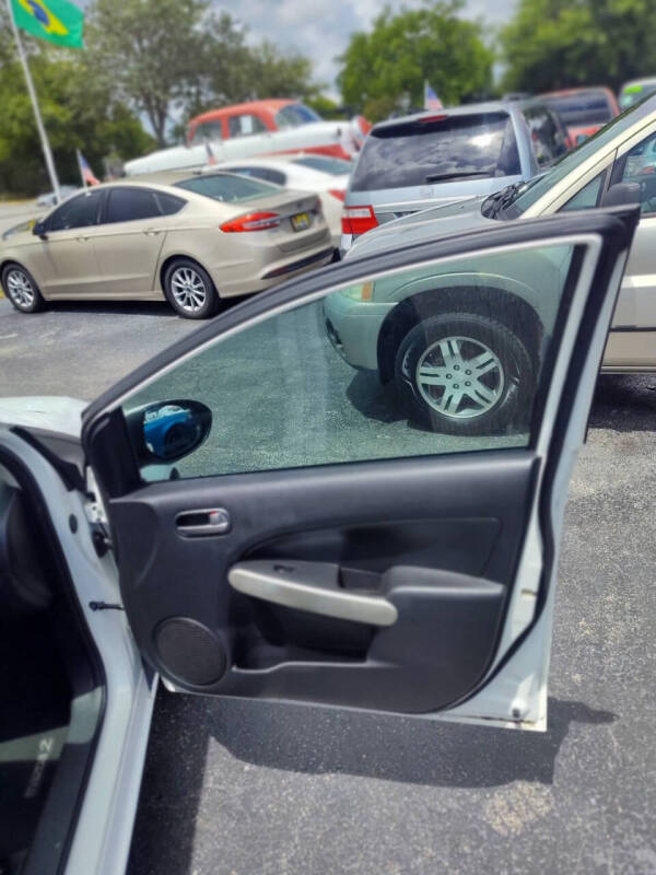 2011 Mazda MAZDA2 Touring