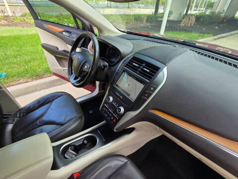 2017 Lincoln MKC Select