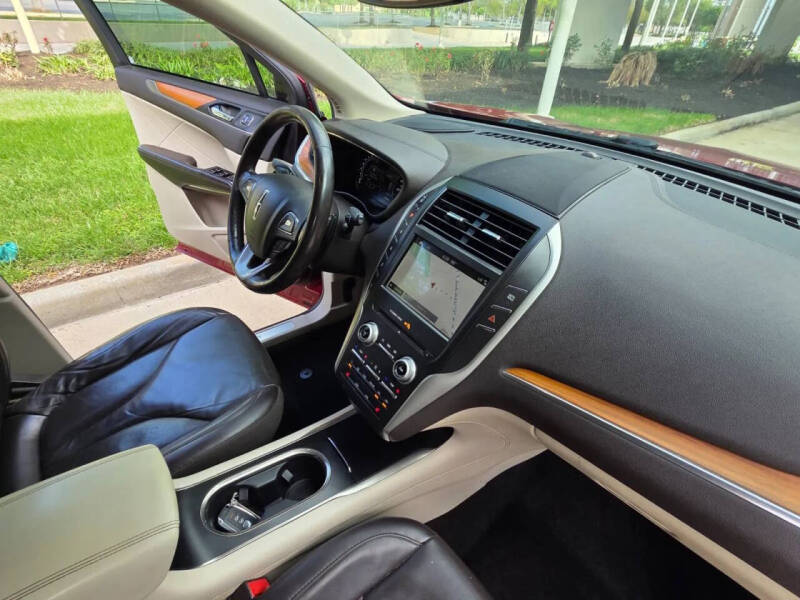 2017 Lincoln MKC Select