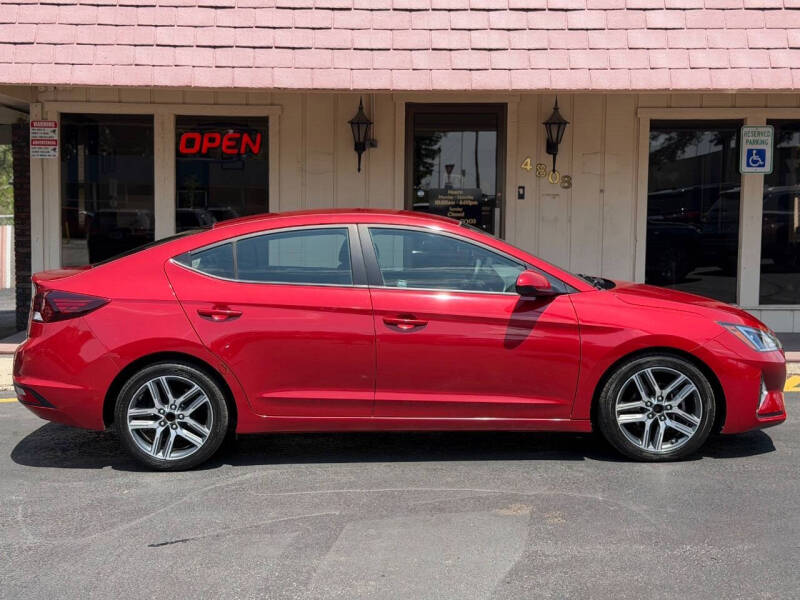 2019 Hyundai Elantra SE