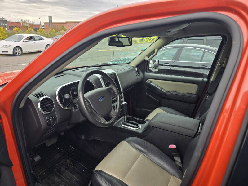 2007 Ford Explorer XLT photo 6