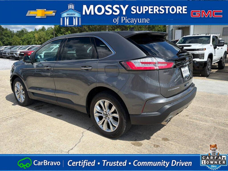 2024 Ford Edge Titanium