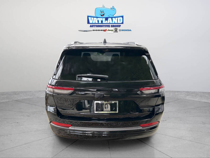 2026 Jeep Grand Cherokee Limited Reserve