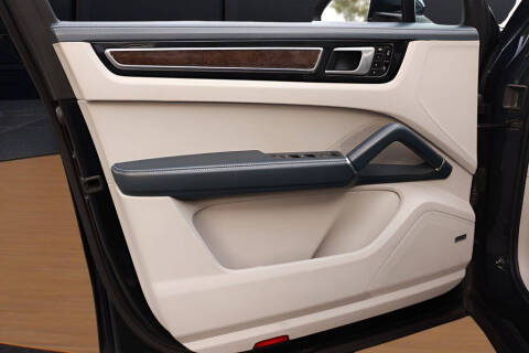 2021 Porsche Cayenne E-Hybrid