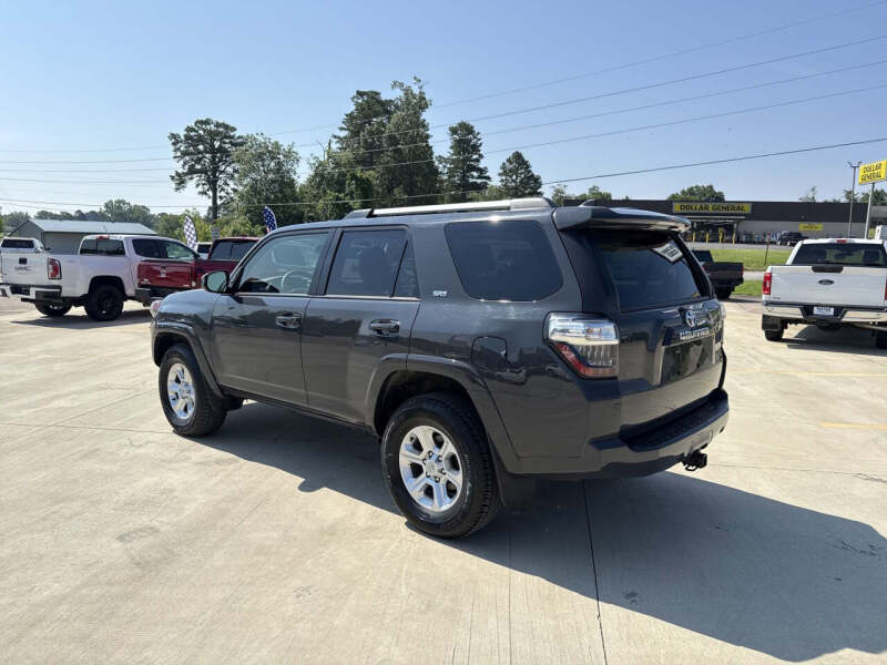 2024 Toyota 4Runner SR5