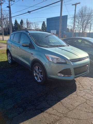 2013 Ford Escape for sale at MEDINA WHOLESALE LLC in Wadsworth OH