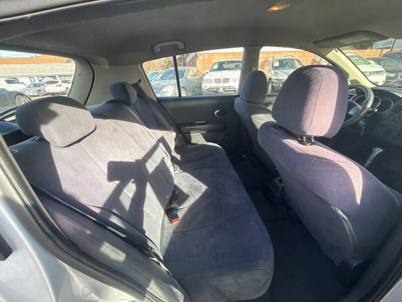 2007 Nissan Versa 1.8 S