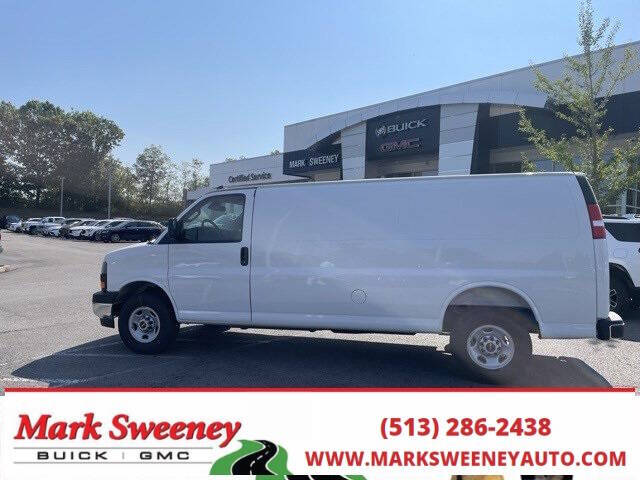 2025 GMC Savana 2500