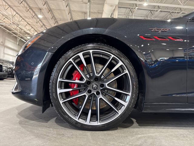 2022 Maserati Ghibli Trofeo