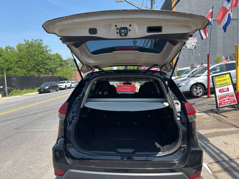 2018 Nissan Rogue S
