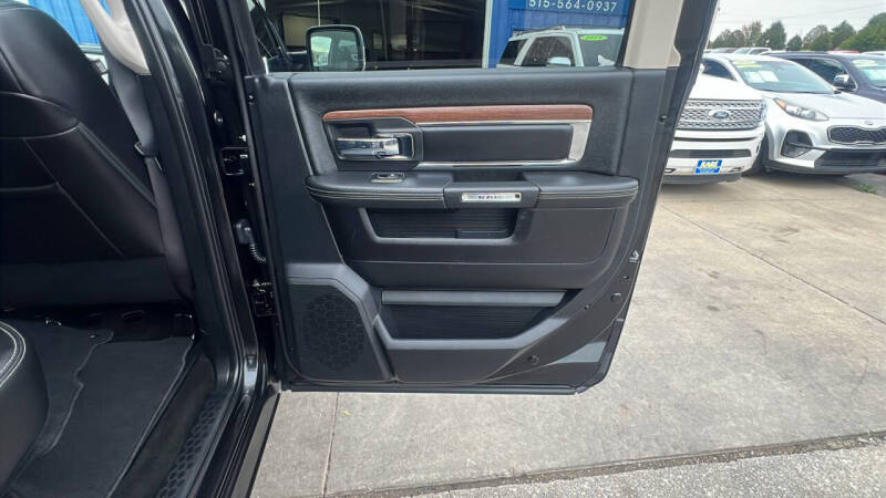 2015 RAM 1500 Laramie