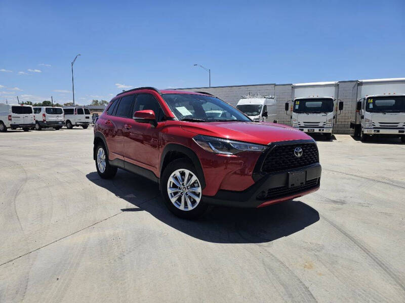 2024 Toyota Corolla Cross LE