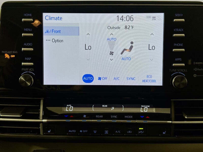 2024 Toyota Sienna XLE 7-Passenger