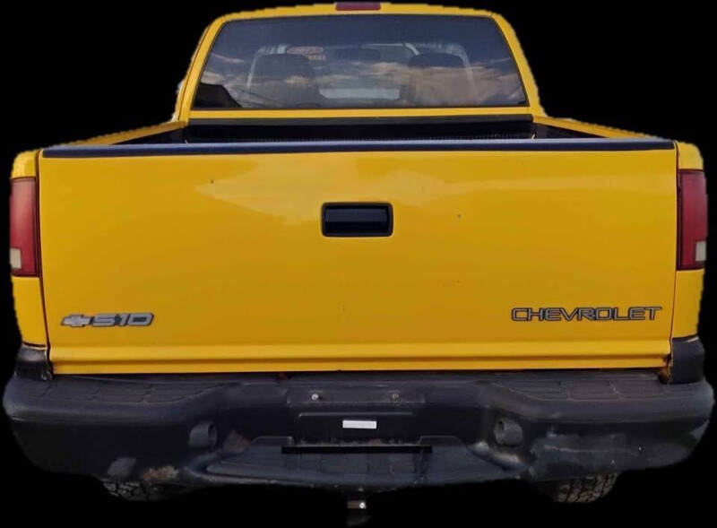 2003 Chevrolet S-10 LS