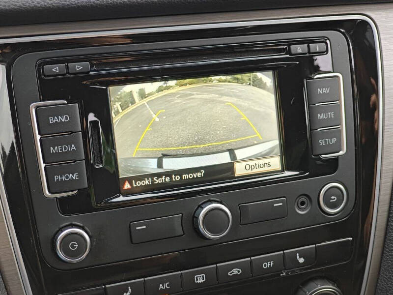 2015 Volkswagen Passat