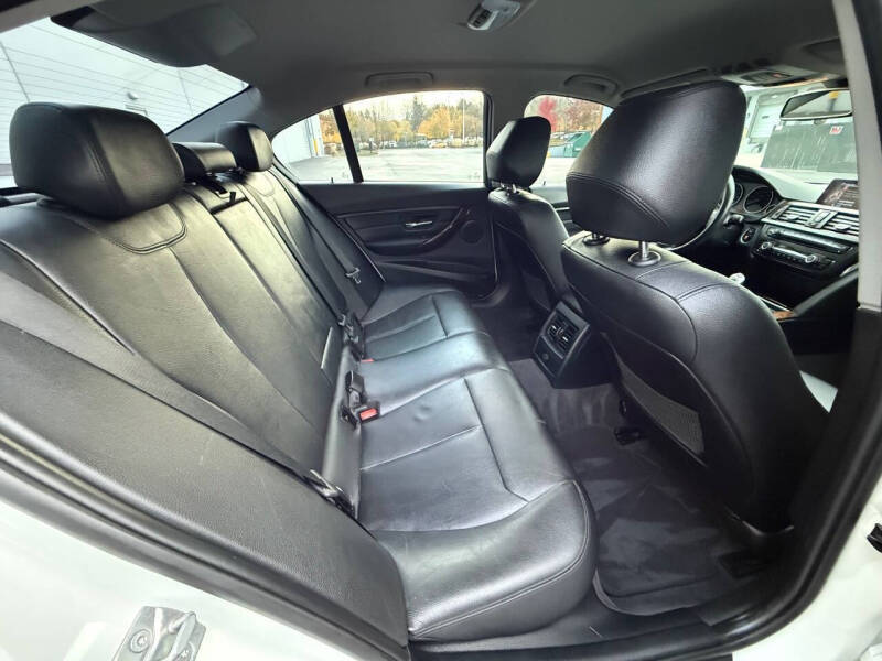 2014 BMW 3 Series 328i