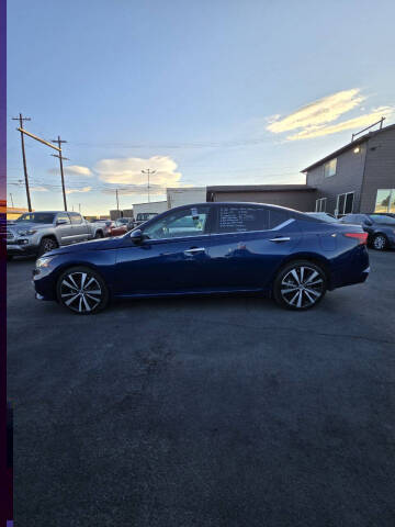 2022 Nissan Altima 2.5 Platinum