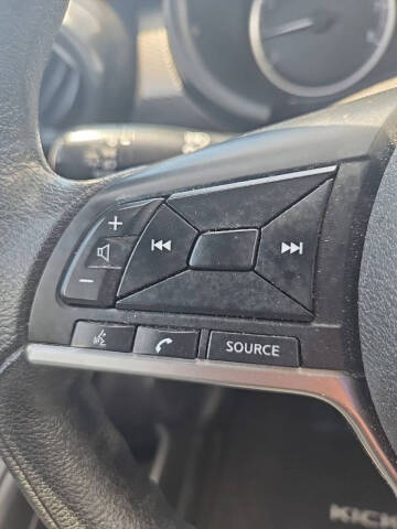 2020 Nissan Kicks S