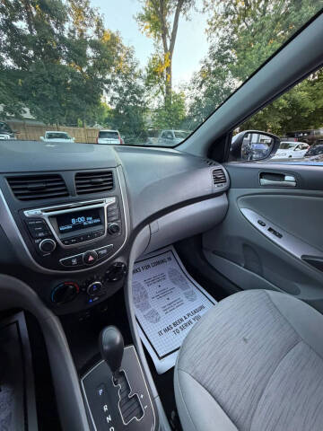 2017 Hyundai Accent Value Edition