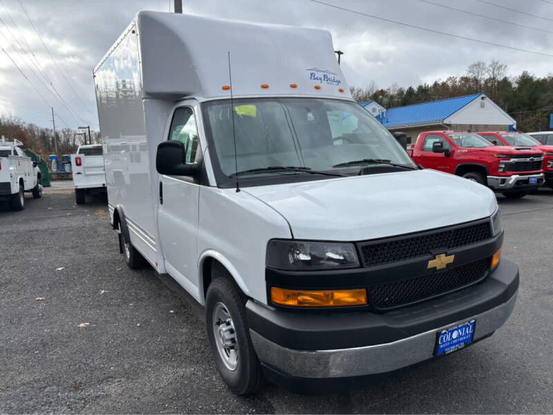 2025 Chevrolet Express 3500
