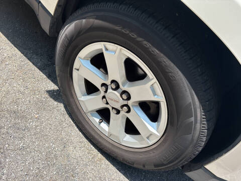 2014 GMC Acadia SLE-2