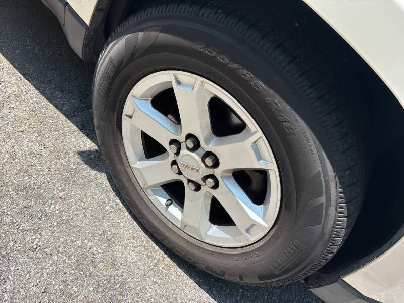 2014 GMC Acadia SLE-2