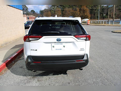 2021 Toyota RAV4 Hybrid XLE