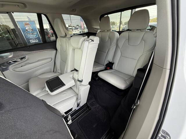 2022 Volvo XC90 Recharge T8 Inscription 7P