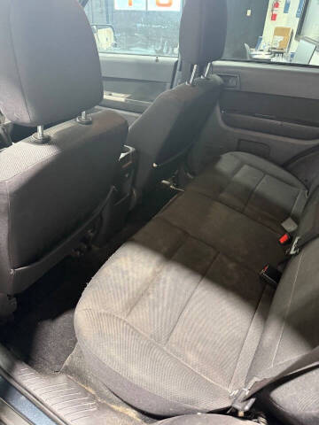 2009 Ford Escape XLT