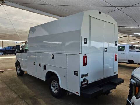 2024 GMC Savana 3500