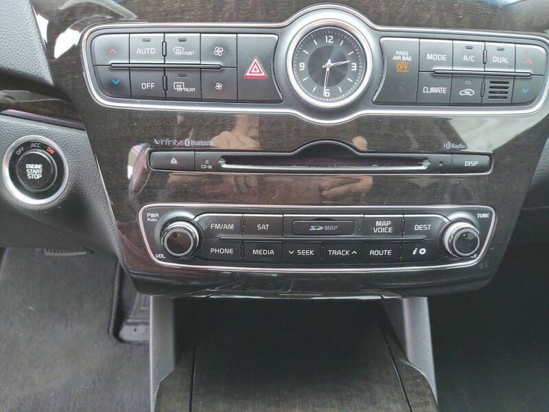 2014 Kia Cadenza Premium