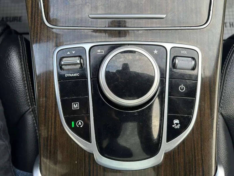 2019 Mercedes-Benz GLC GLC 300