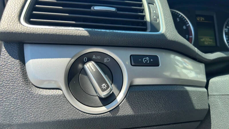 2014 Volkswagen Passat